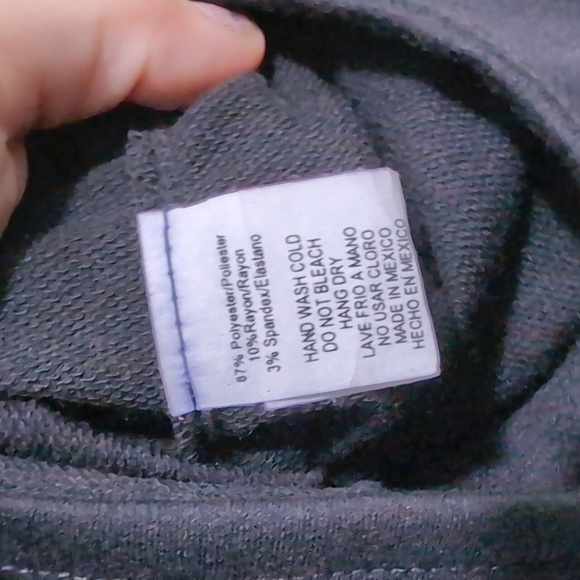 Fashion Nova Cropped Half Zip Sweatshirt Long Sleeve Top Black size 1X - Picture 4 of 5